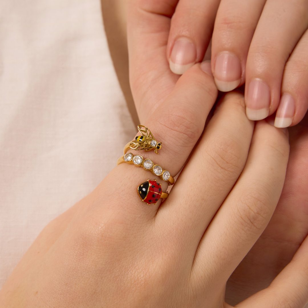 Anillo Bliss puesto