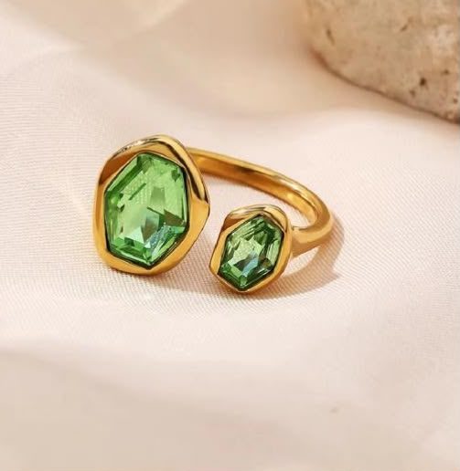 Anillo Esmeralda