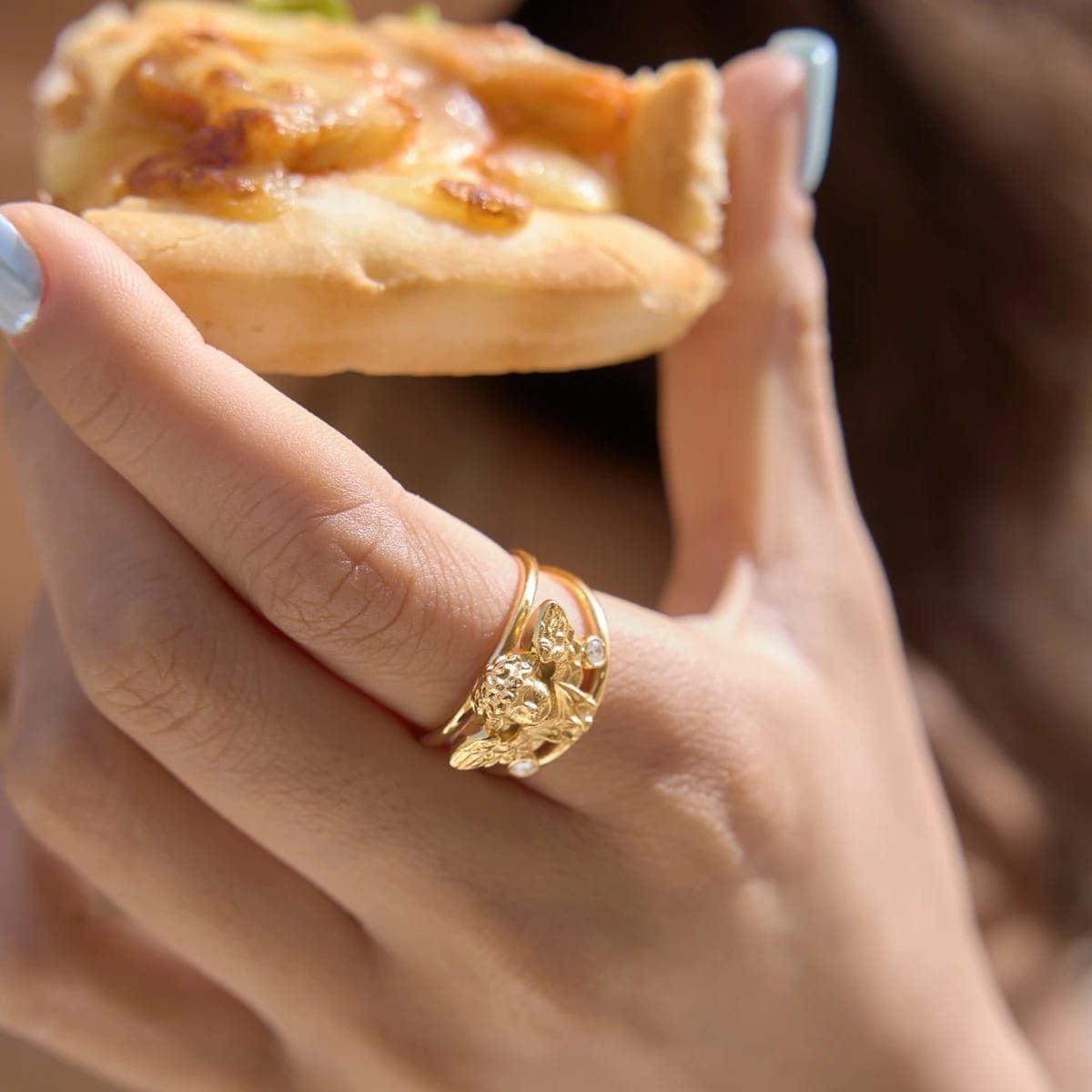 Anillo Gabriel puesto