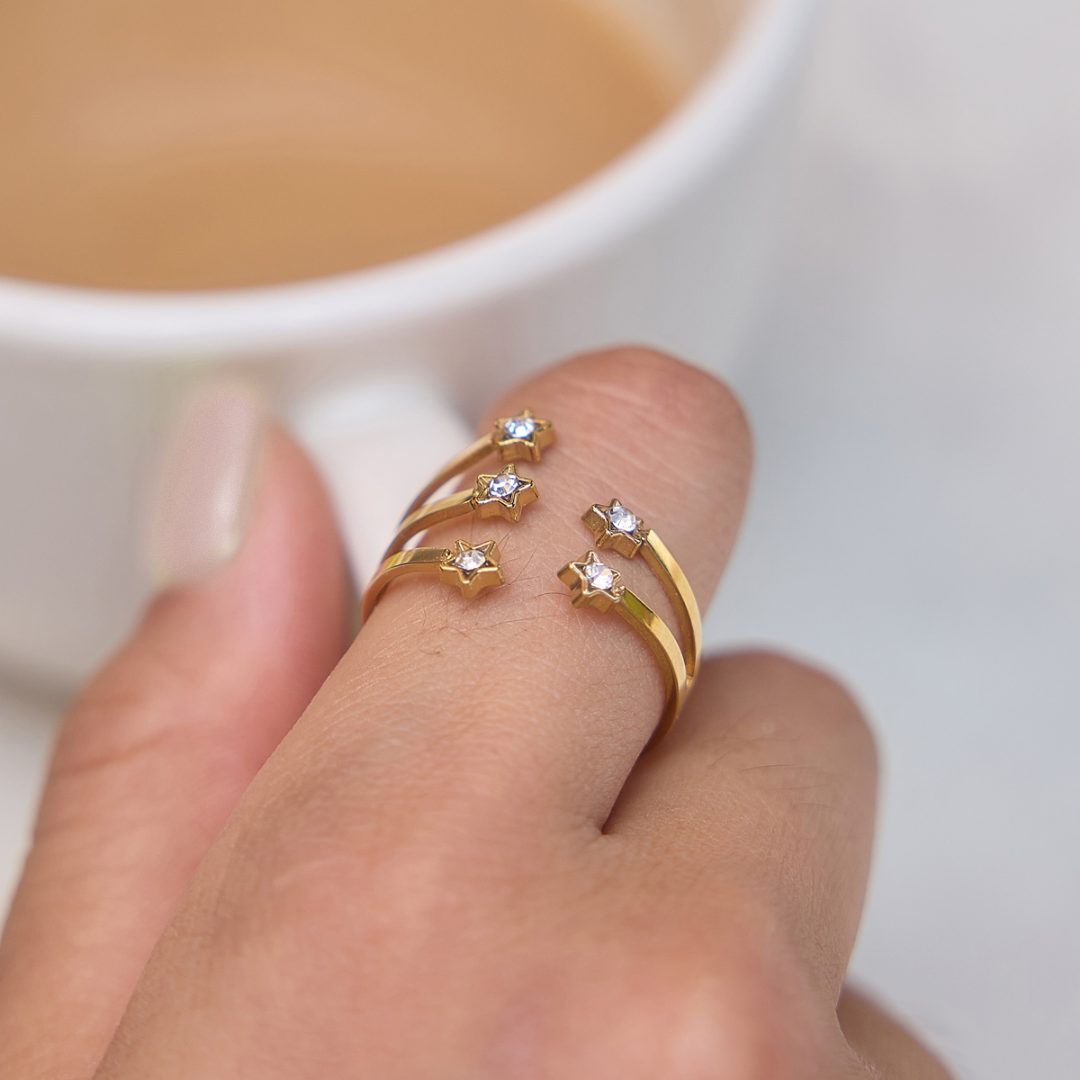 Anillo Vera puesto
