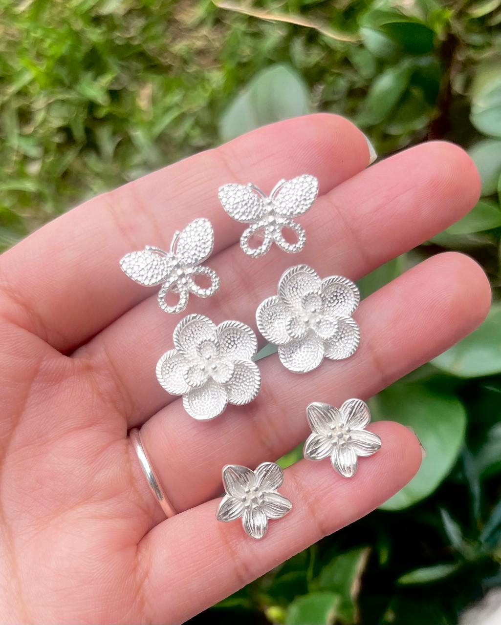 Aretes Flores de Plata vista 2
